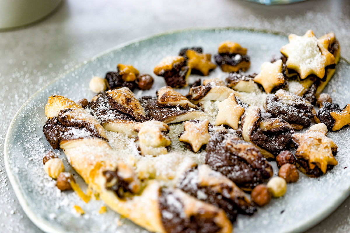 Nutella Pastry Christmas Tree